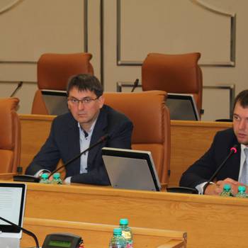 Олег Смирнов на селекторном совещании подвёл итоги работы фонда в третьем квартале