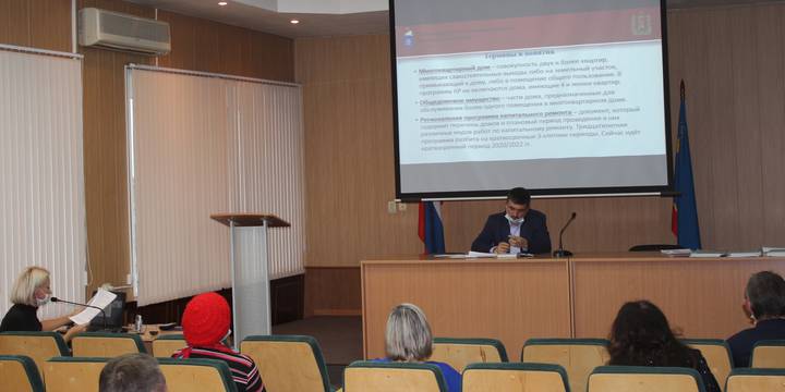 В Зеленогорске прошёл выездной семинар по вопросам реализации программы капитального ремонта